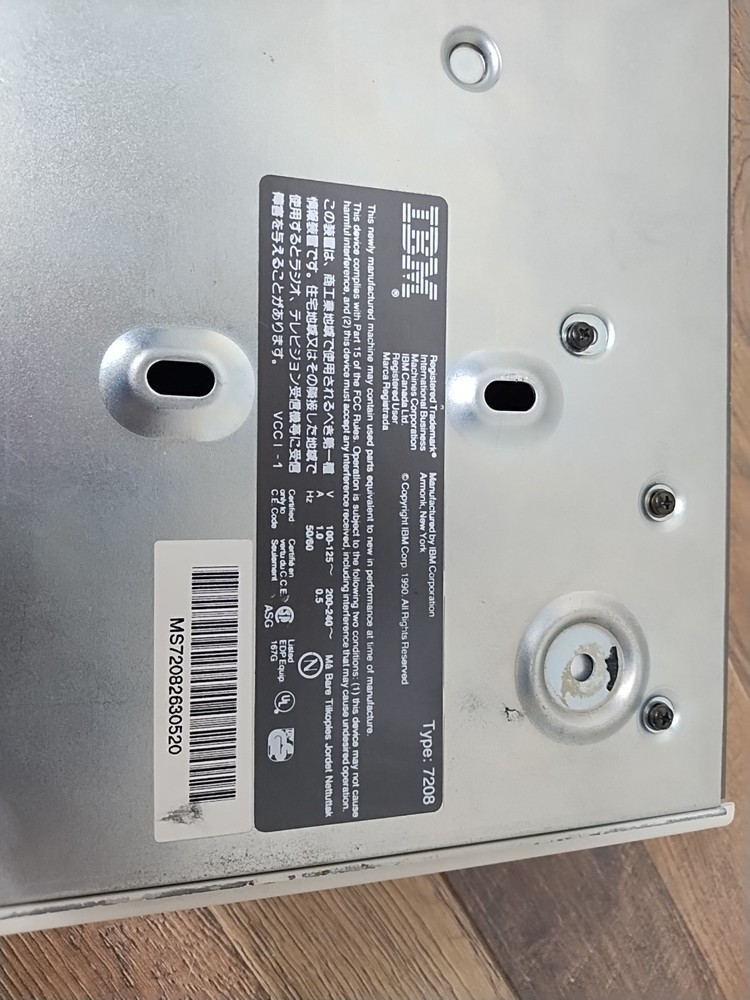 IBM Type 7208-012 External SCSI Tape Drive