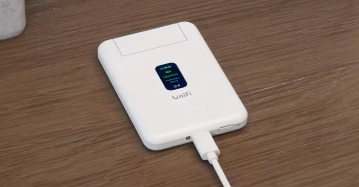 Ubiquiti UniFI Travel Router UTR - Brand New - IN HAND & FREE SHIPPING