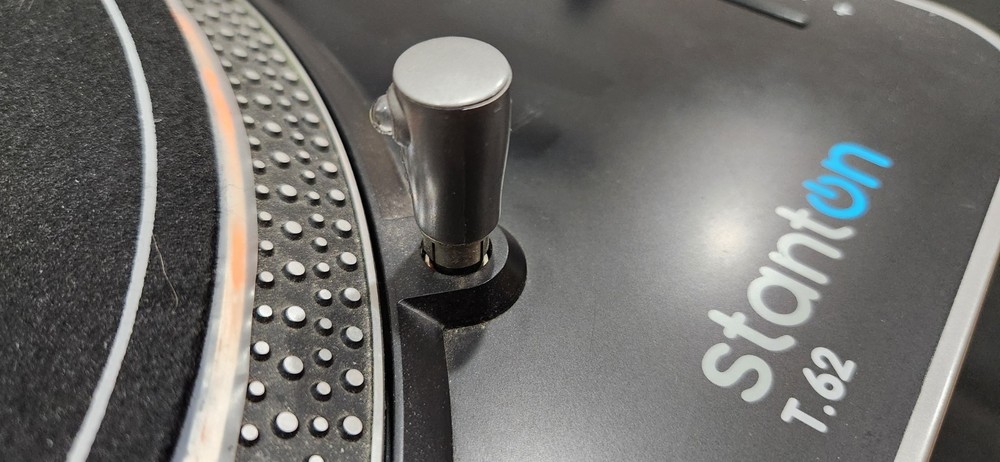 Stanton T.62 Drive DJ Turntable