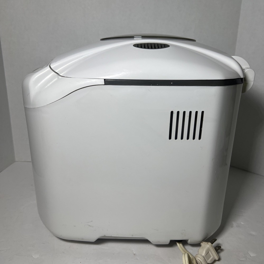 Sunbeam Bread Maker Machine Model # 5890- Makes 1-1.5 Lbs Tested