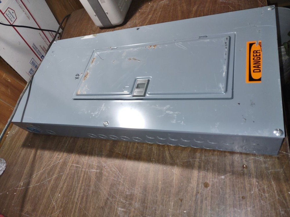 Square D Panel With Breakers