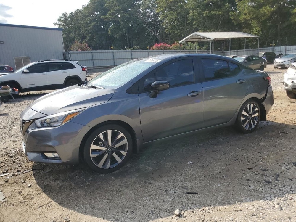 VERSA     2020 Glove Box 4855630