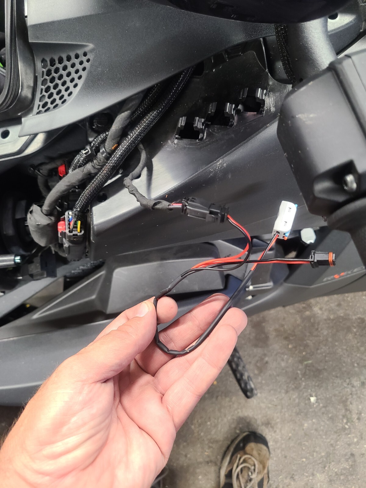 12V Accessory Power Harness, Plug N' Play can-am ryker all years and models