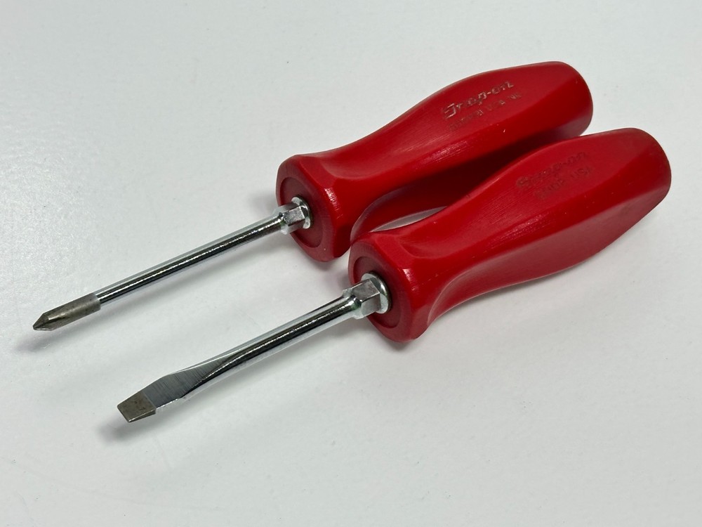 Snap-On Tools USA 2pc Red Hard Handle Phillips Flat Screwdriver Set SDDP31, SDD2