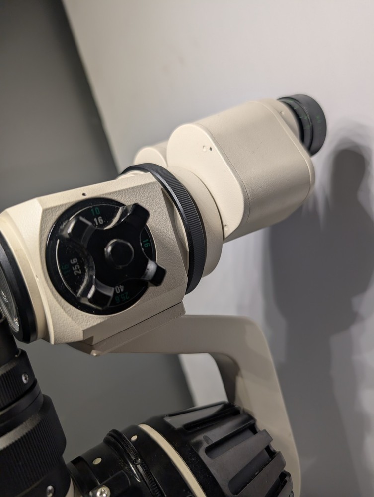 Topcon SL-2E Slit Lamp