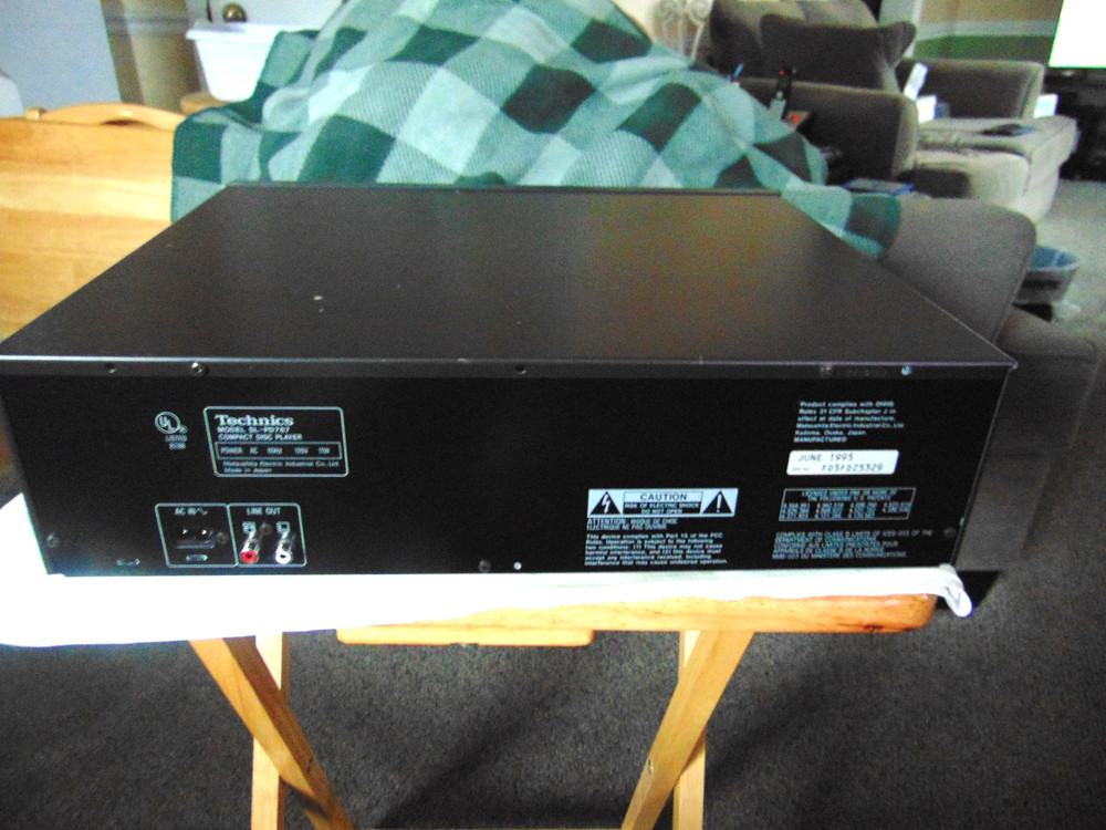 TECHNICS 5-DISC COMPACT DISC CHANGER PLAYER MODEL SL-PD787 TESTED VGC