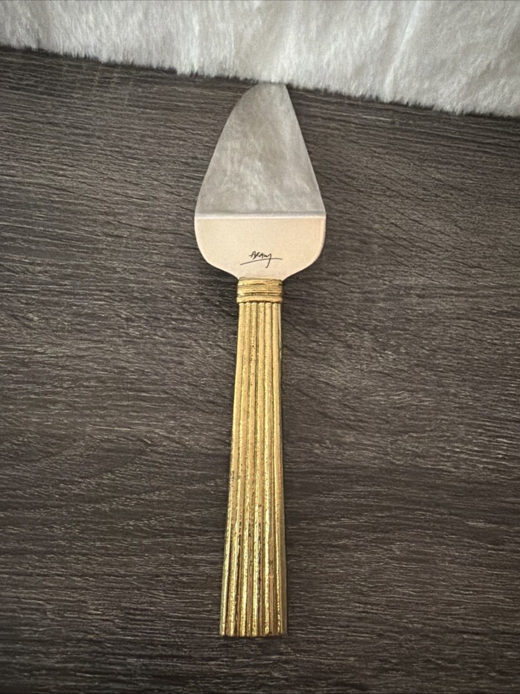 Michael AramWheat Cake Server