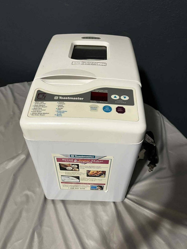 TOASTMASTER Model 1185 Automatic Bread AND BUTTER Maker Bread Machine Working