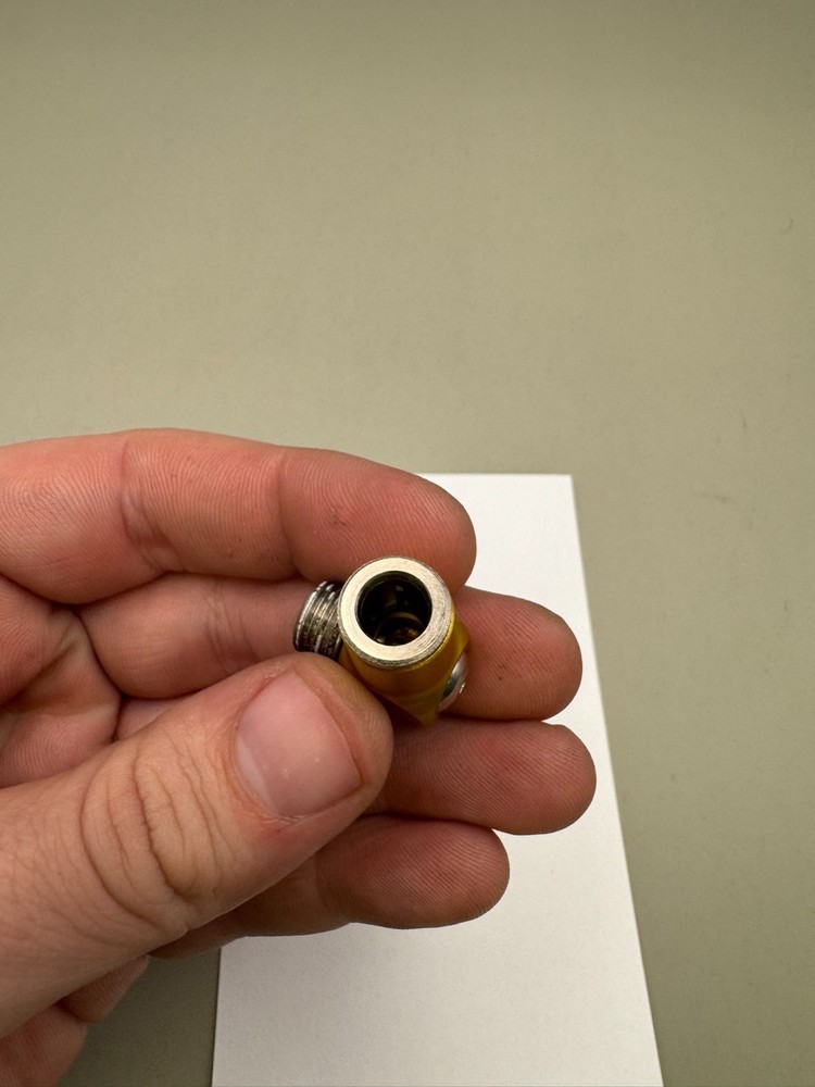 CCM PB 90° Fitting-Gold