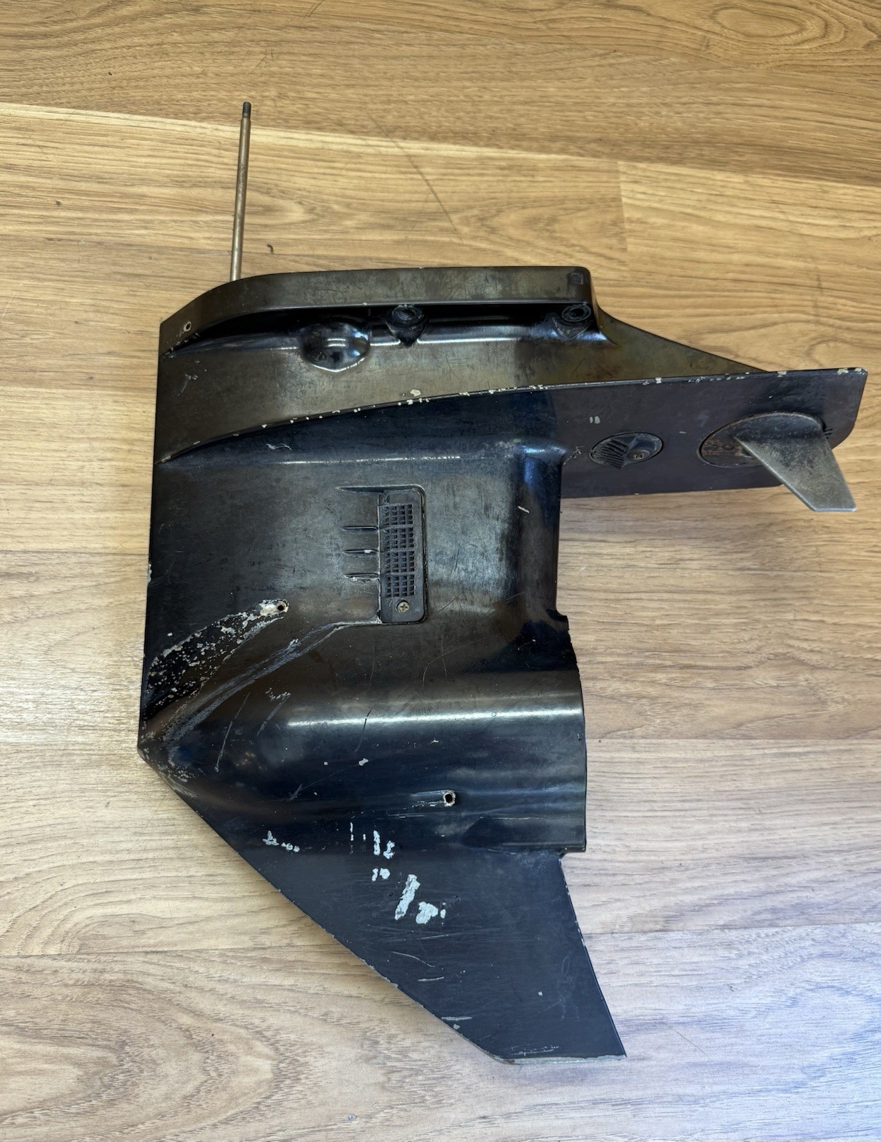 25  30hp Mercury EFI LOWER UNIT HOUSING Gear case 4 stroke 3 cylinder 825132T04