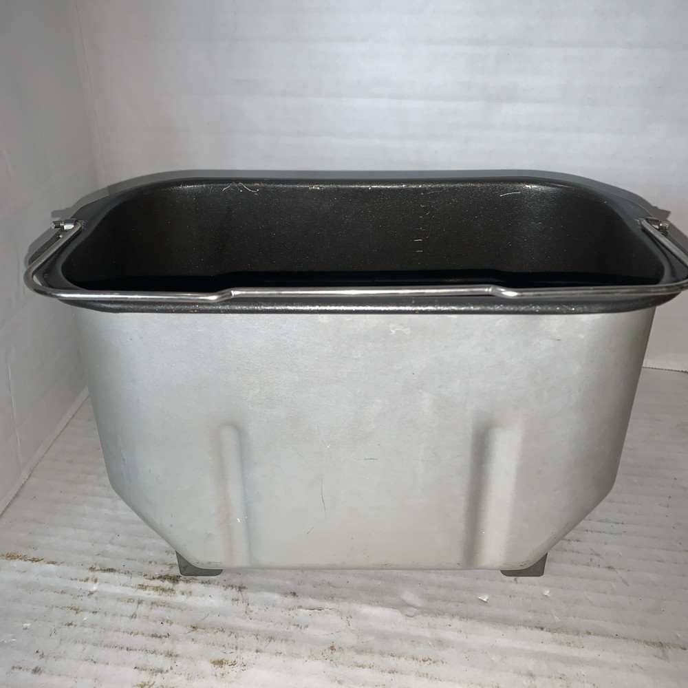 West Bend Bread Maker Pan & Paddles Model 41300 Replacement With Both Paddles