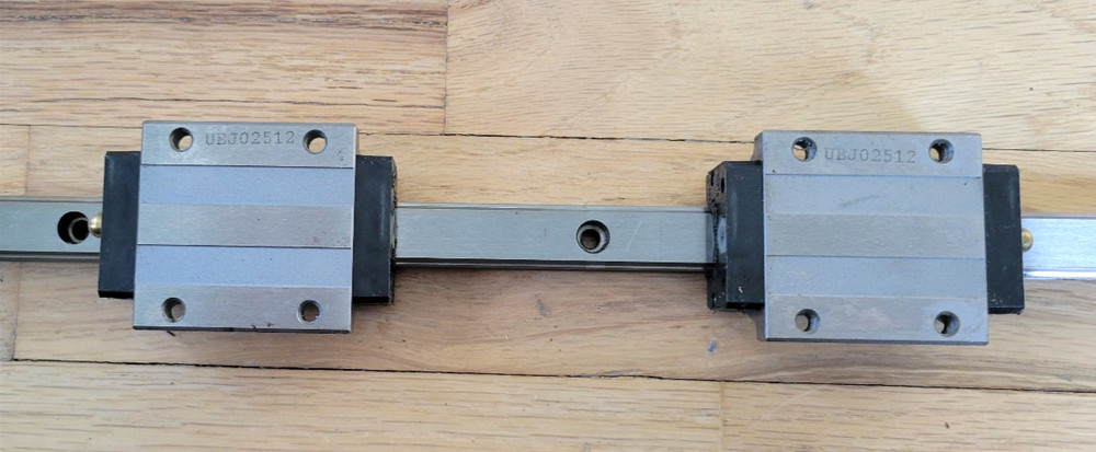 THK SHS15C Linear Rail 20.5″ + 2 Blocks – Precision Guide – Smooth Motion - 2