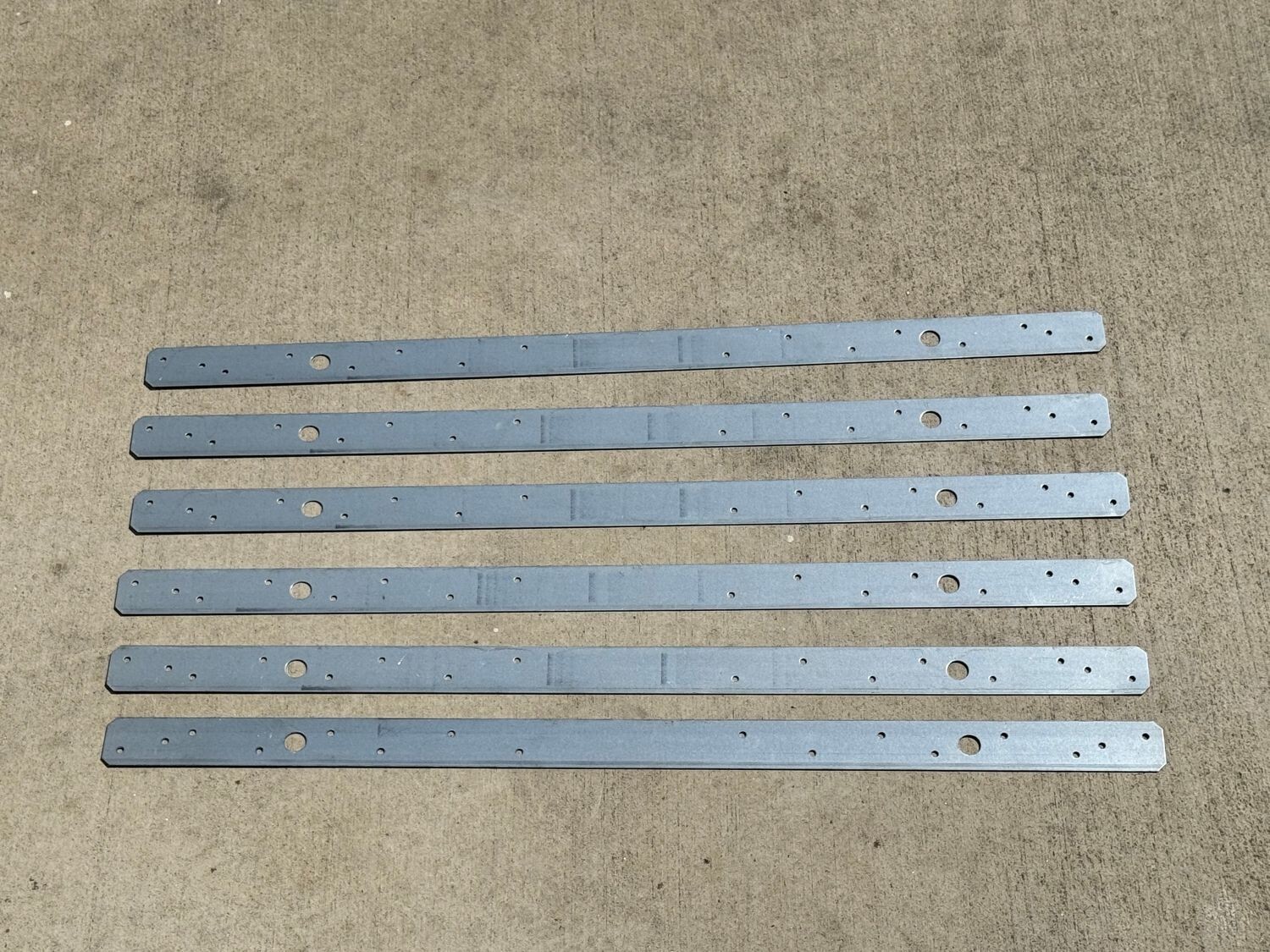 Sandbaggy Galvanized Steel Strap Tie for Wood-to-Wood Connections