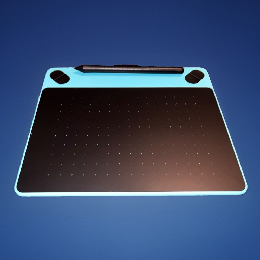 Wireless Drawing/Graphics Tablet | Tested Working | Wacom, Light Blue CTL490