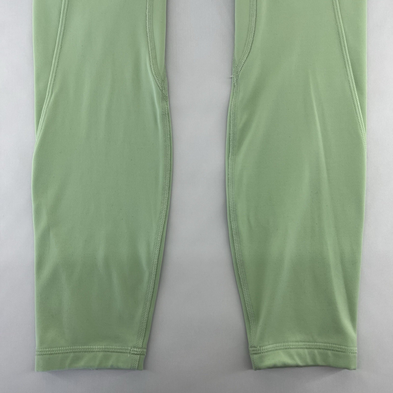 Lululemon Align High Rise Pant w Pockets 24” Womens 2 Creamy Mint EUC