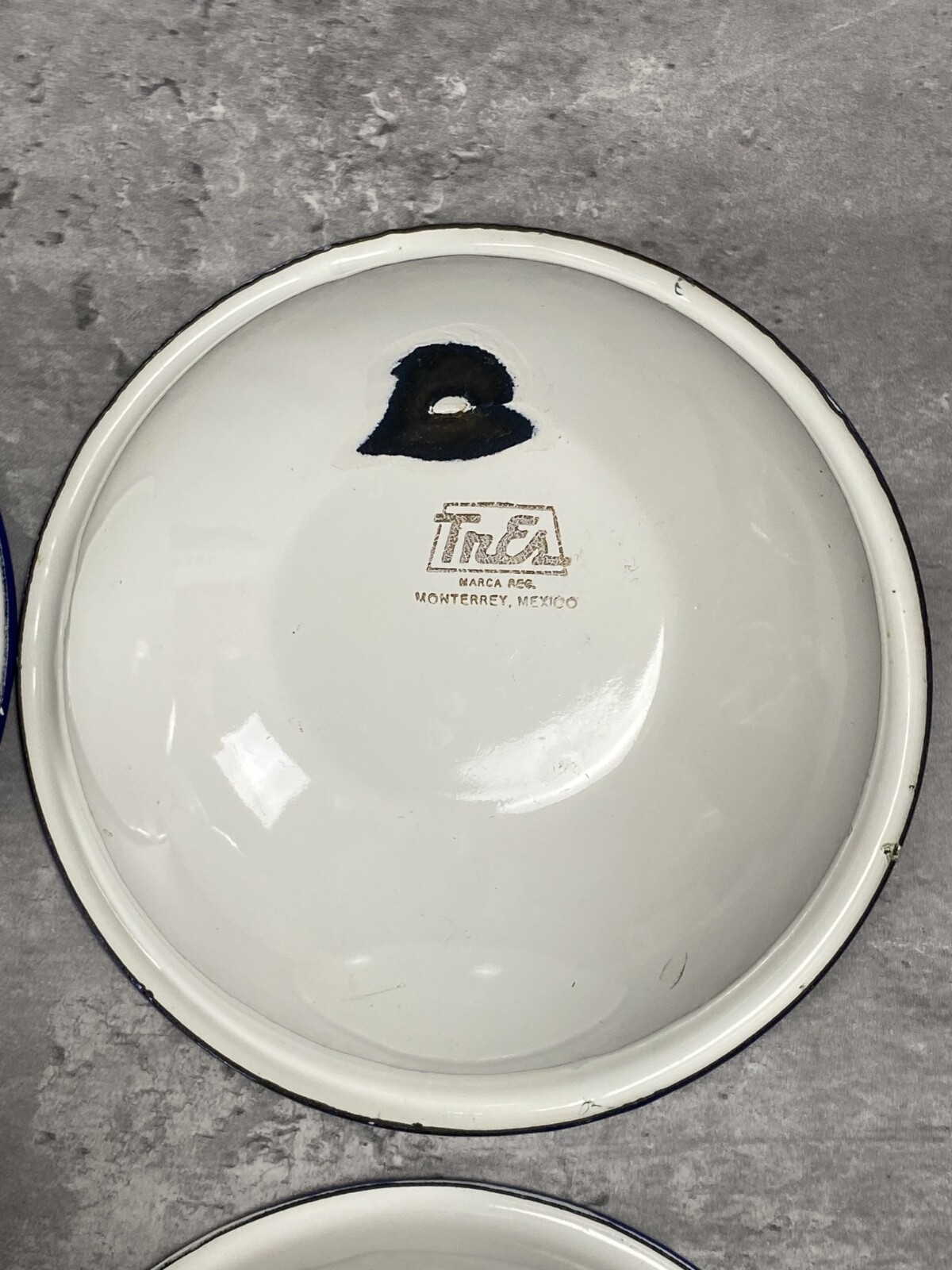 Vintage TrEs Enamelware Floral 6 Bowls Lot Camp Cottage Farmhouse Monterey MEX