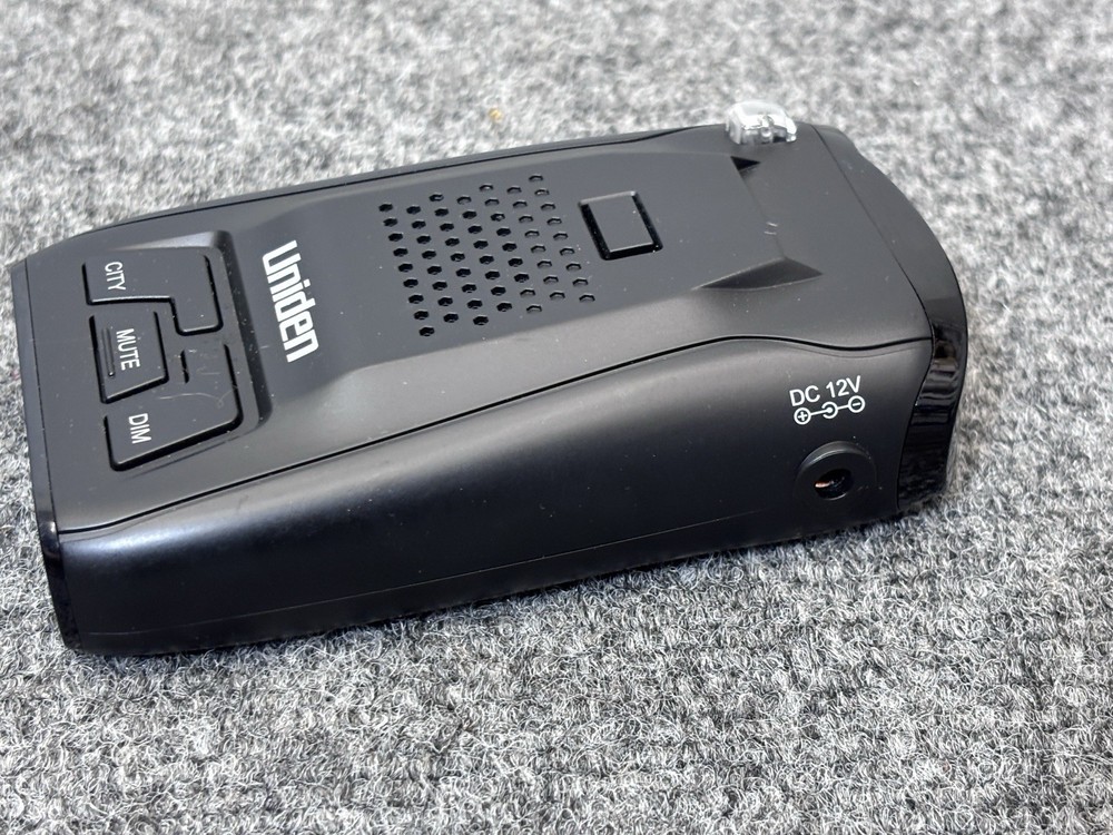 Uniden DFR1 Long Range Radar/Laser Detector Working No Mounting Brackets