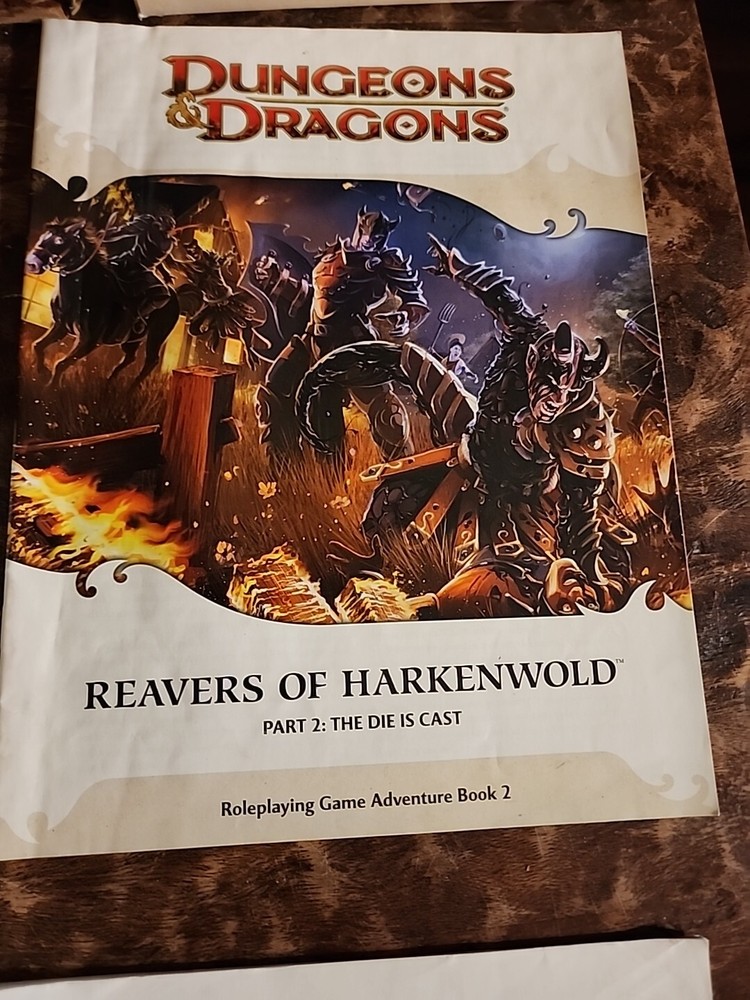 Dungeons & Dragons Essentials Dungeon Master's Kit 2010 Not Complete W/Extras