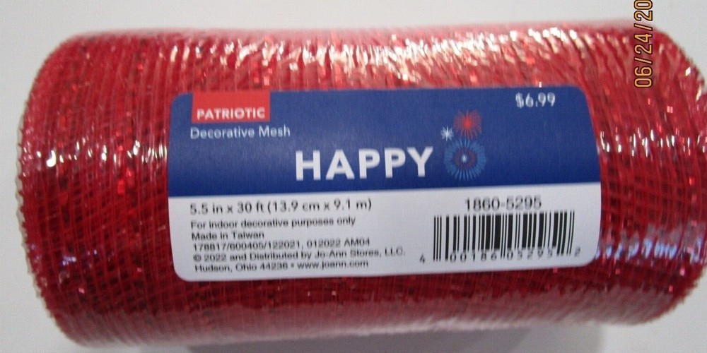DECORATIVE MESH.. RED OR BLUE. .5.5 " X 30 '