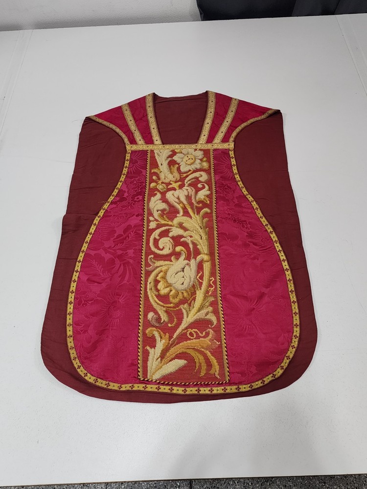 Antique Fiddleback Chasuble