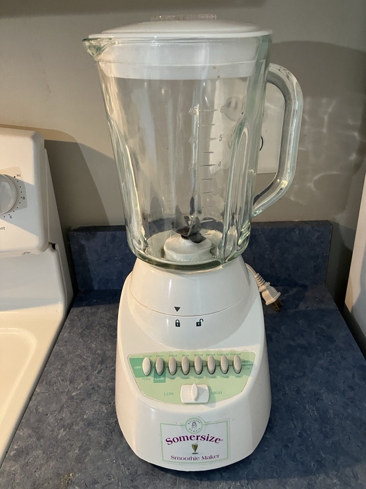 Somersize Smoothie Maker Model 56899 Blender Dispenser