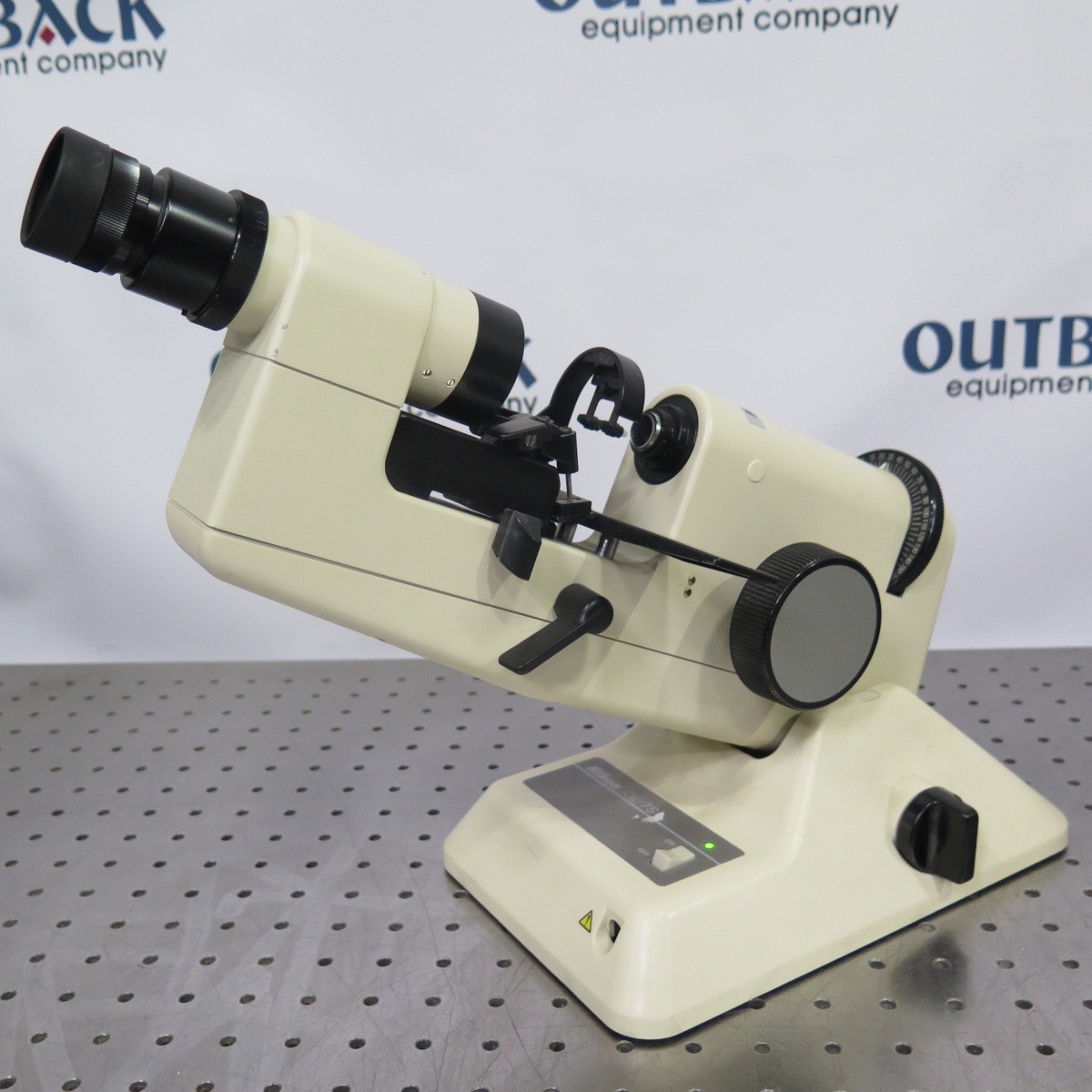 R201729 Nikon QL-7S Lensometer