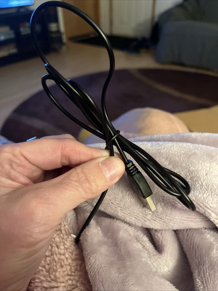 Multifunctional Hand Warming Blanket