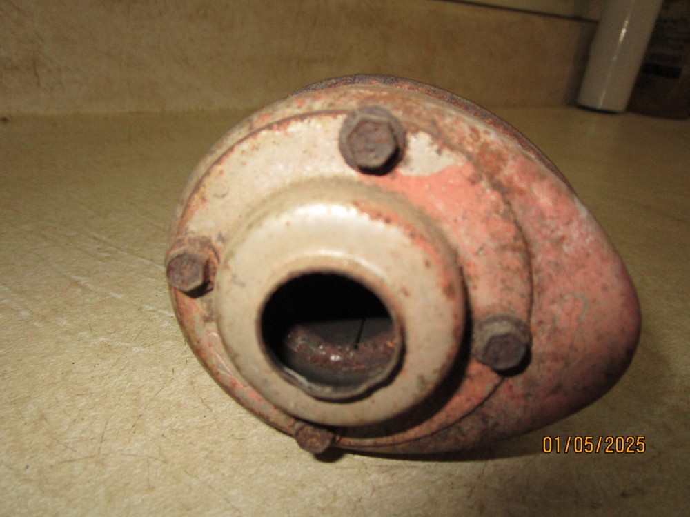 BRIGGS & STRATTON WATER PUMP 3.5HP MUFFLER