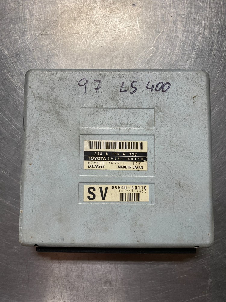 1998 Lexus LS400 ABS Control Module Unit 89541-50110 OEM