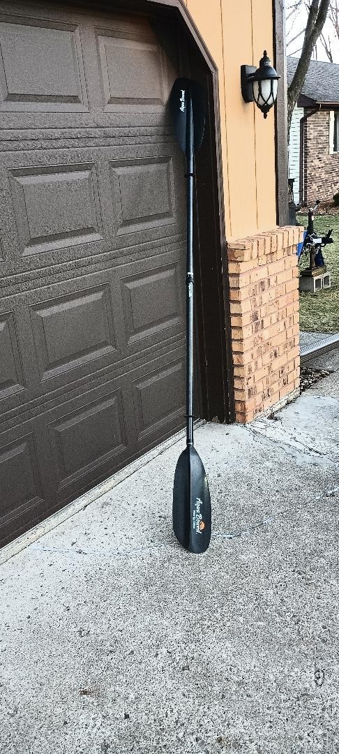 " Aquabound StingRay Carbon Versa-Lok 2pc Carbon 230-245 CM " Kayak Paddle