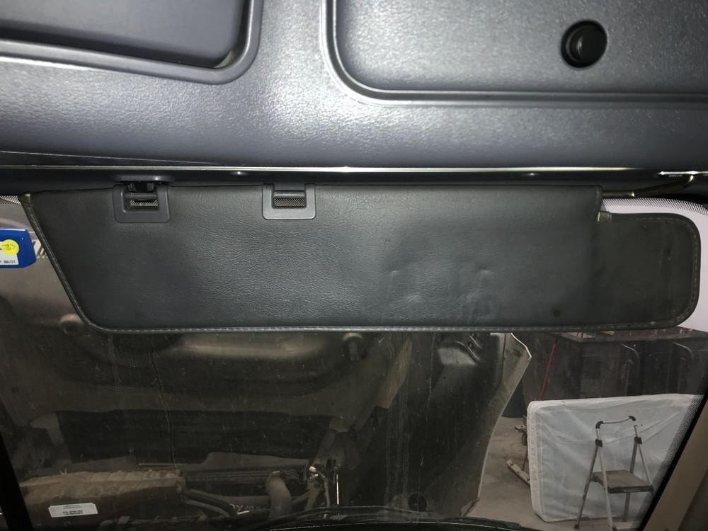 Freightliner CASCADIA Right/Passenger Interior Sun Visor - Used