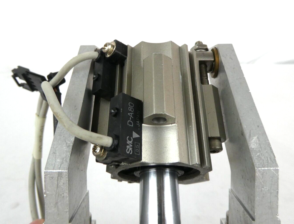 AMAT Applied Materials 0010-70322 Slit Valve Actuator Assembly Working Surplus
