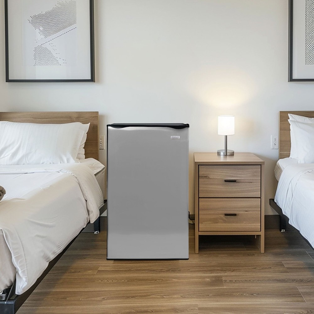 Frigidaire Gallery 3.2 Cu Ft Compact Fridge