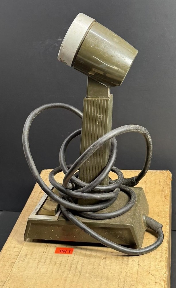 Sure Aerotron Base Microphone w/ 450 Box Untested