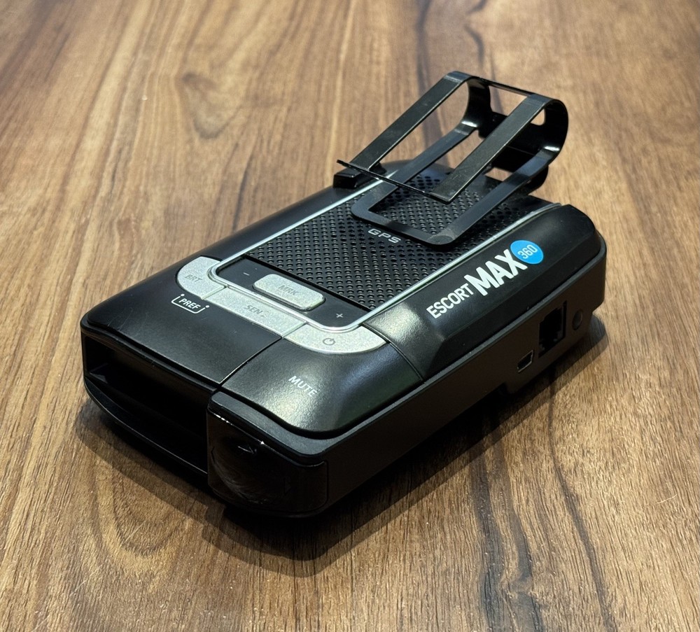 Escort MAX 360 Laser Radar Detector Bundle