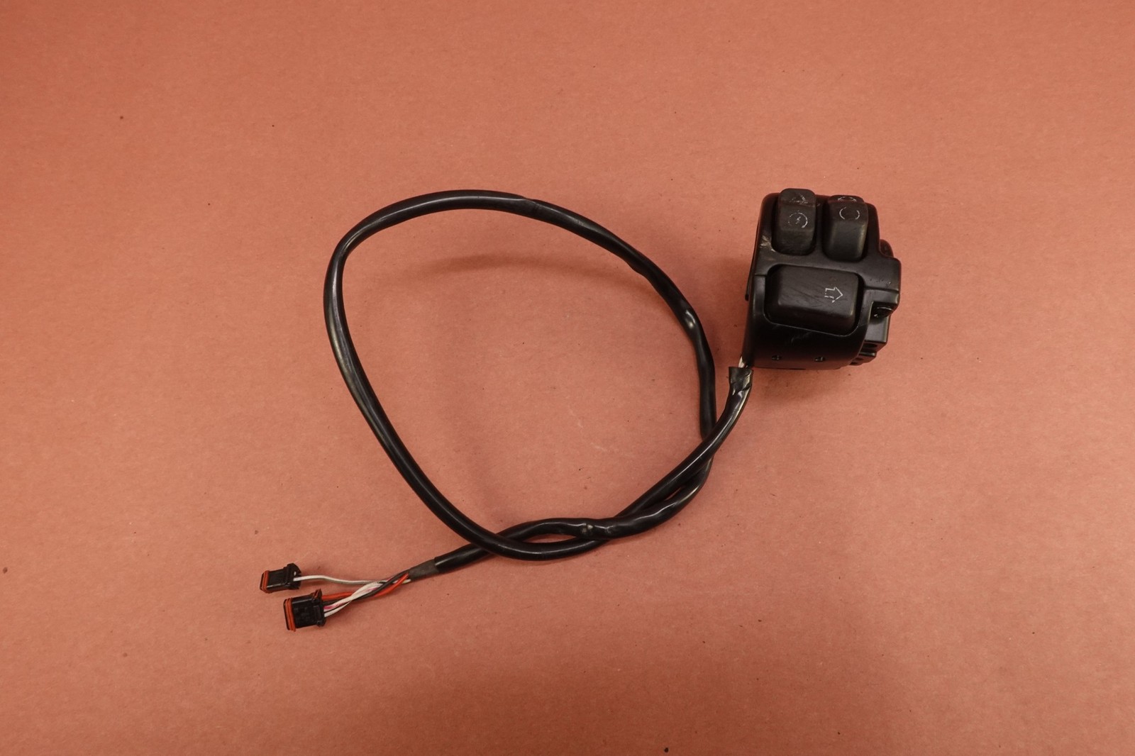 2018-2024 Harley Davidson Street Bob FXBBS Right Control Start Stop Switch