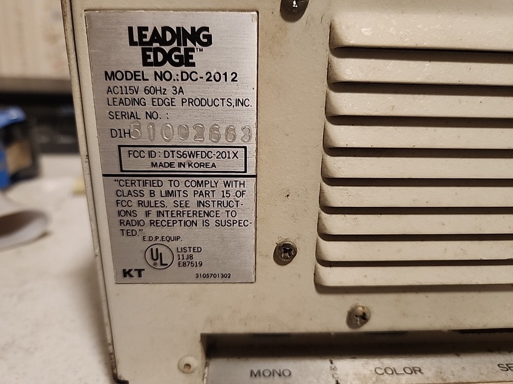 Vintage Desktop PC Leading Edge Model DC-2012 Computer Powers On