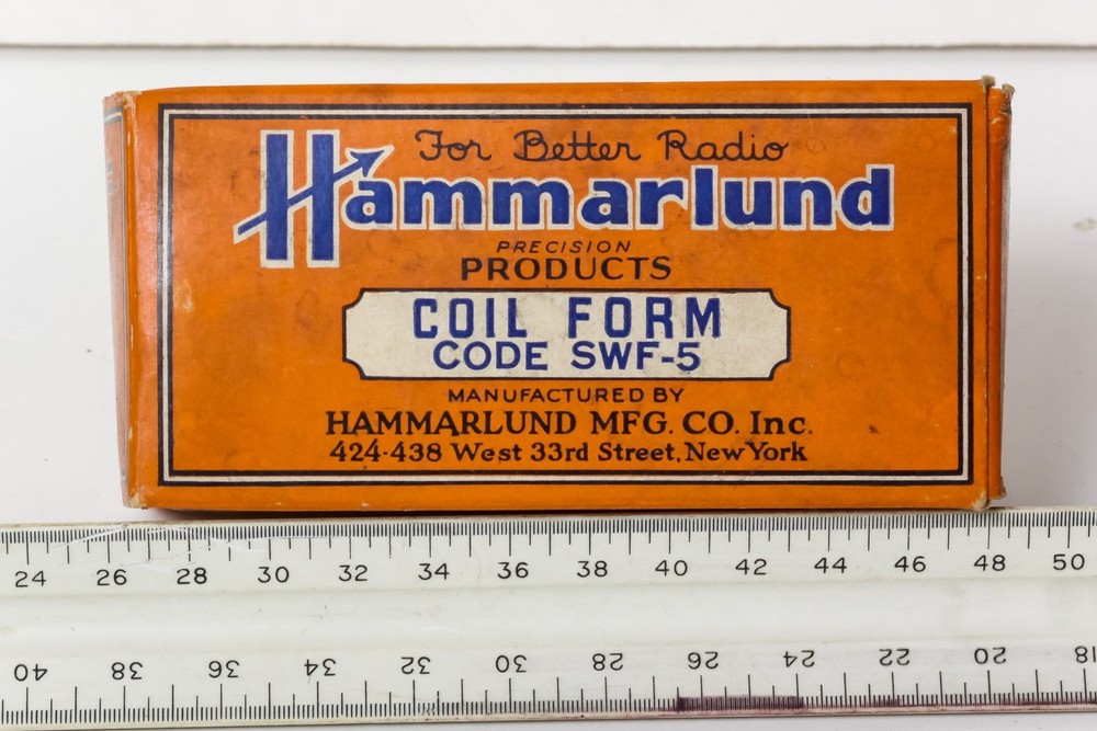 Hammarlund SWF-5 plug-in coil form, 1 ½” diameter NOS