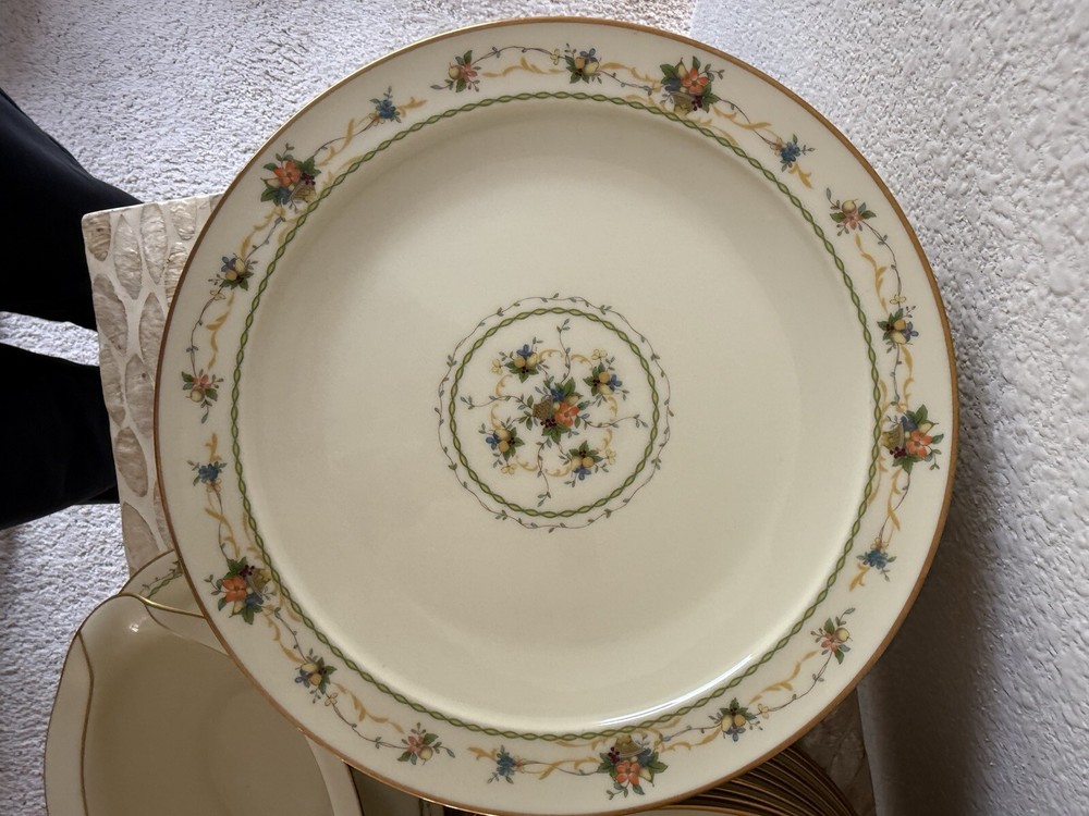 Noritake (Normandy Pattern) 12 Place Settings. 91 Pieces In Total