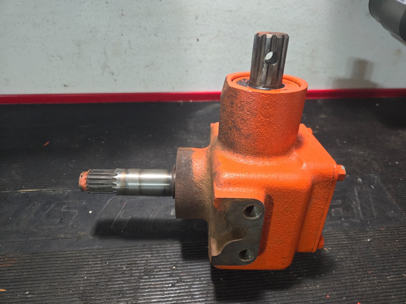 Kubota Gearbox, PTO Universal Shaft, Spindle Repair Rebuild RC RCK 48 54 60 72