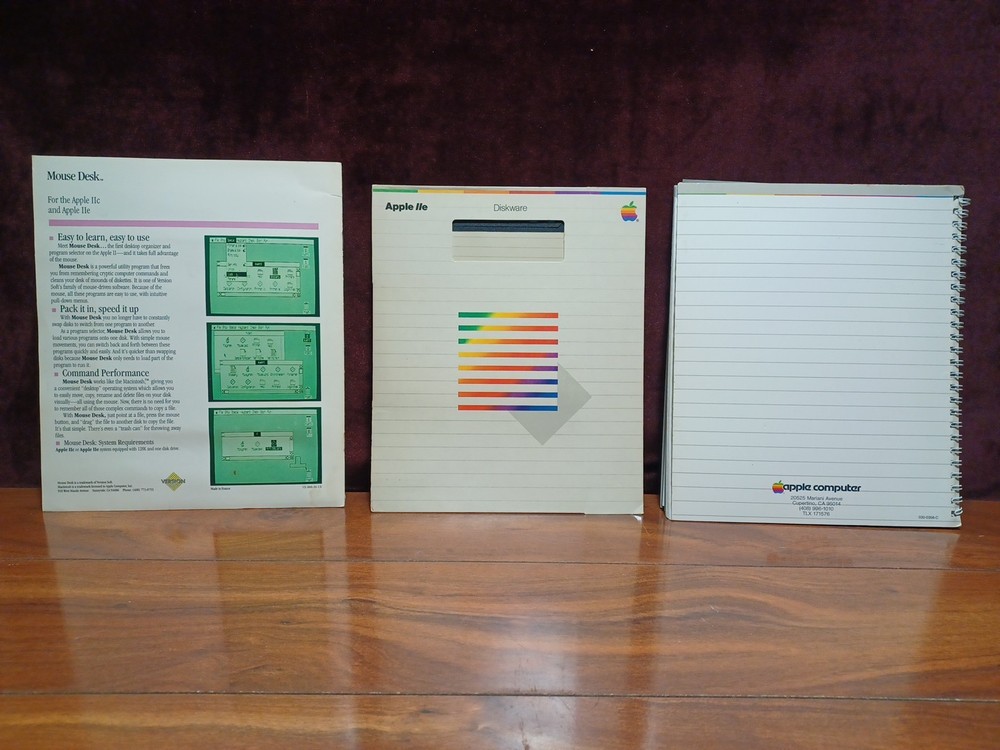 Apple Diskware ProDOS User's Disk Apple IIe, Mouse Desk Ver. 1.1, & Owner's Man.