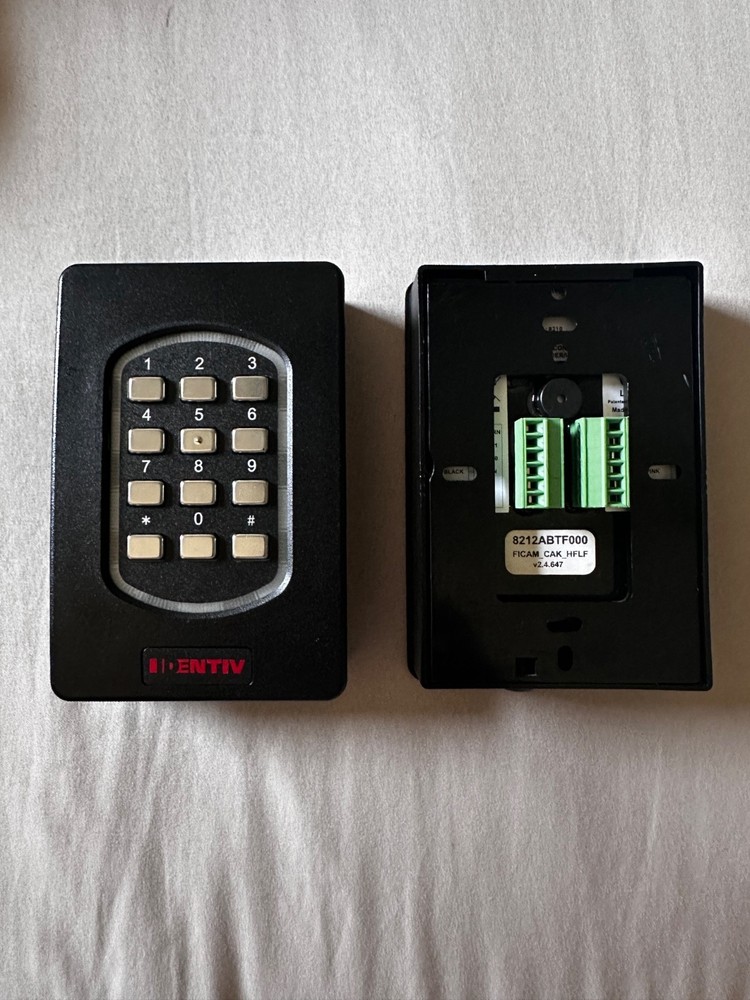 iDentiv's uTrust TS 8210