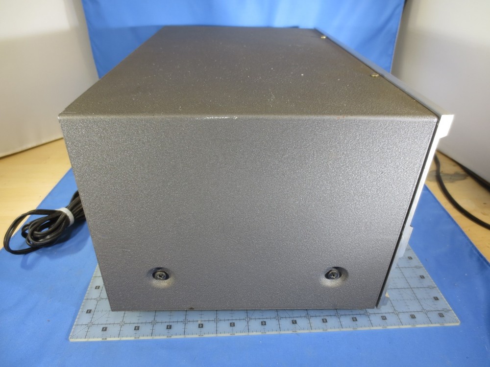 Realistic DX-160 Solid State Communications Receiver Powers on (Parts/Fix ONLY!)