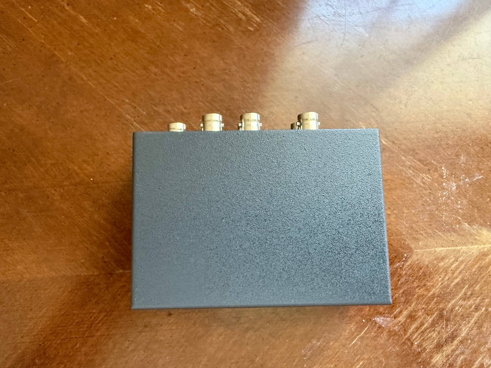 Versa Tools Extron MDA 5V Distribution Amplifier