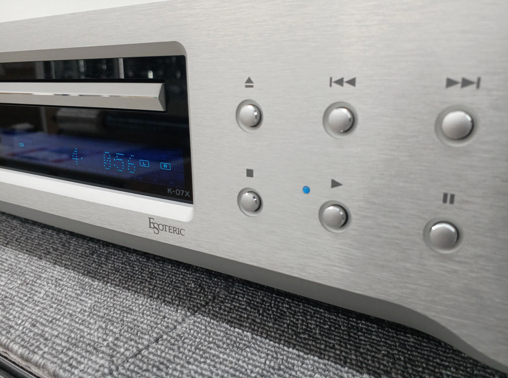 ESOTERIC K-07X SACD/CD Player