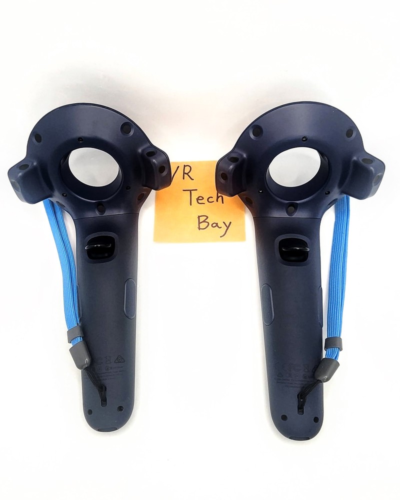 2 HTC Vive VR Controllers 2.0 (Pair)