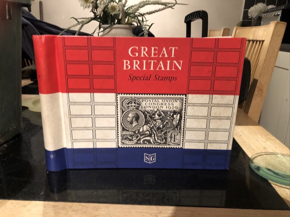 'GREAT BRITAIN SPECIAL STAMPS' - STANLEY GIBBONS STAMP ALBUM 1925 - 1968