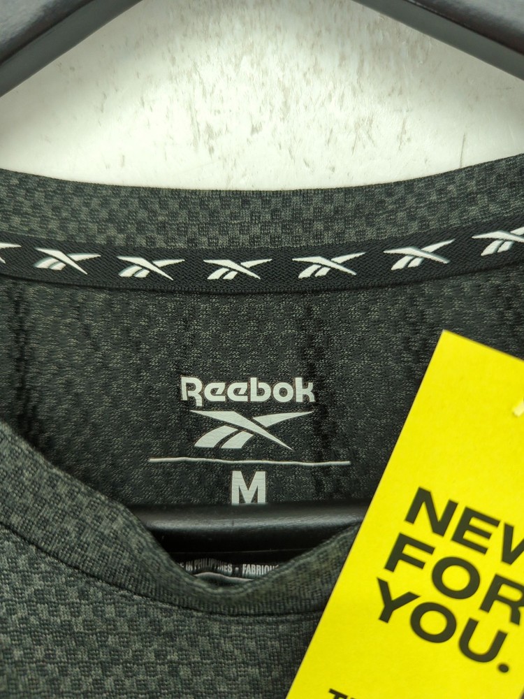 Reebok Men's T-Shirt M Grey 100% Polyester Round Neck Basic