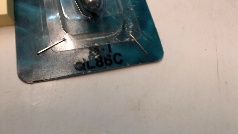 Champion QL86C Spark Plug