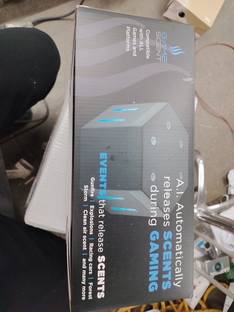 GameScent Console Atomizer , Adaptor With 6 Primary Scents